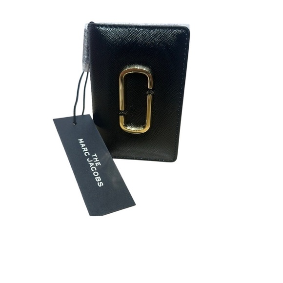 Marc Jacob’s Snapshot Black Leather Card Holder NWT - Picture 3 of 4